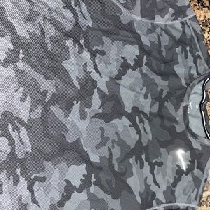Nike drifit Gray Camouflage Men's XXL Shirt